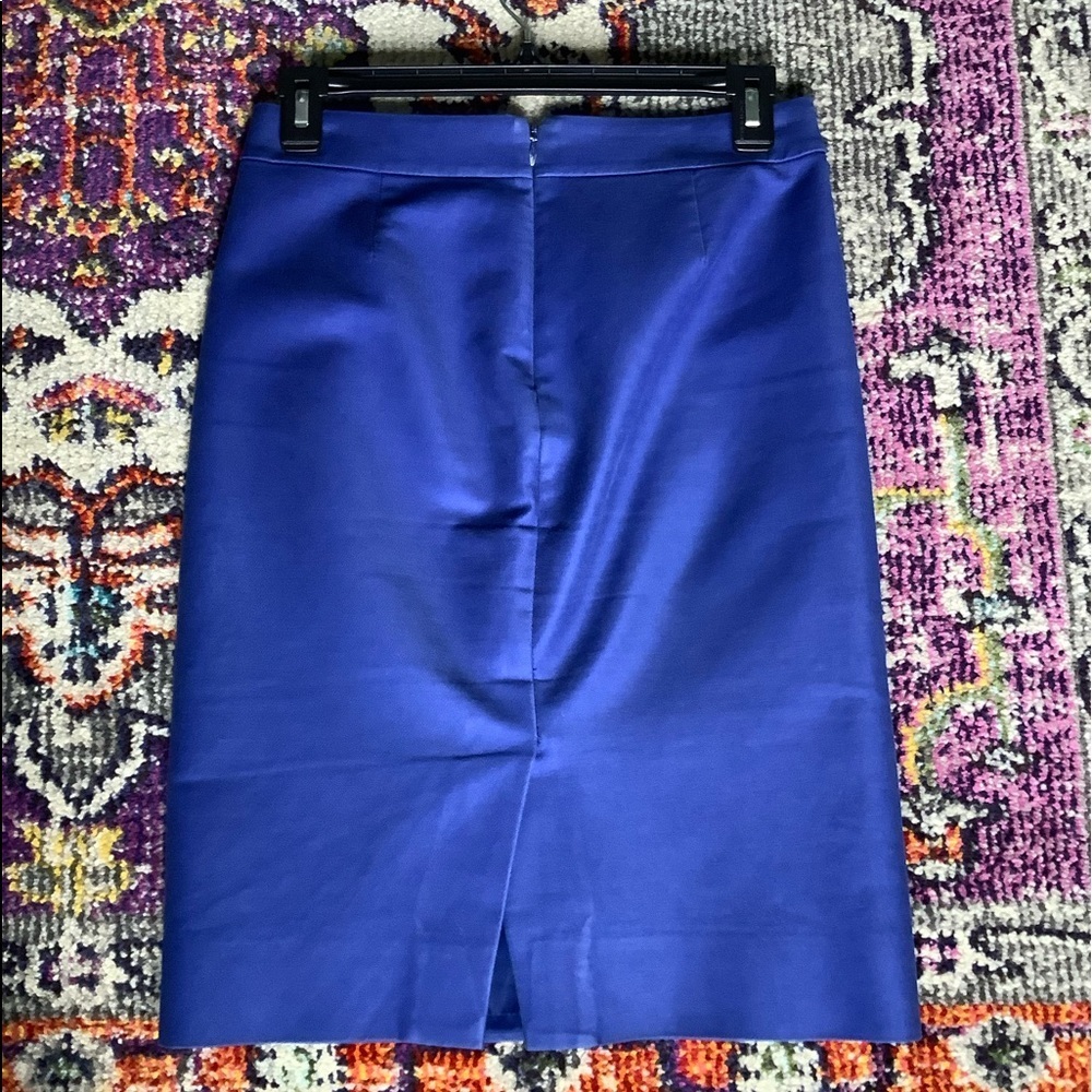 J. Crew The Iconic No. 2 Pencil Skirt in Bi-Stretch Cotton - Picture 3 of 6